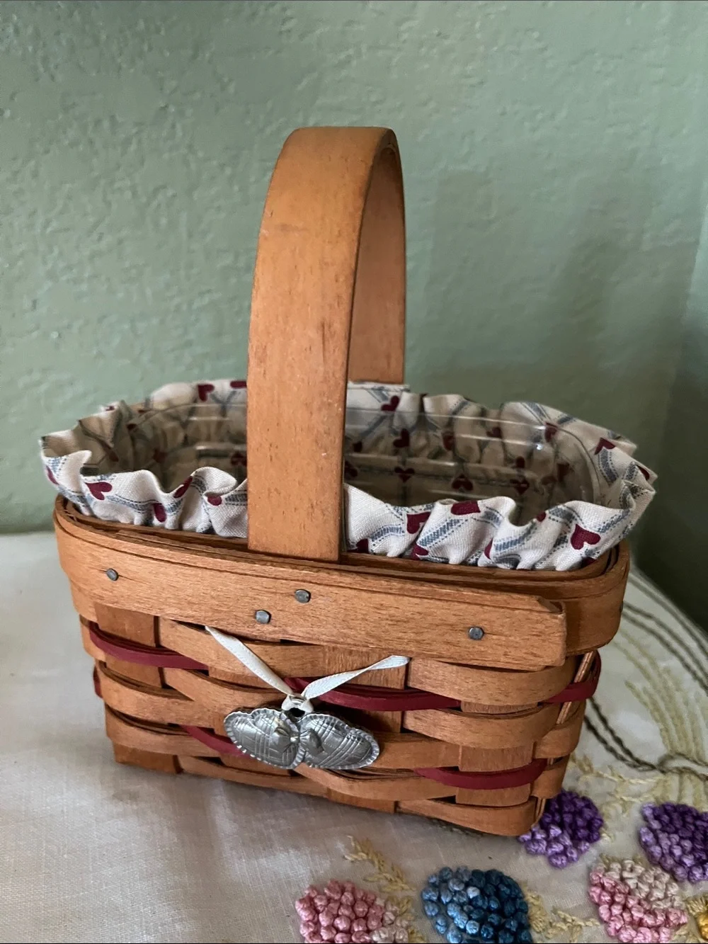 Longaberger Leftie SWEETHEART Chore basket, Pewter Heart Shape Tie-On
